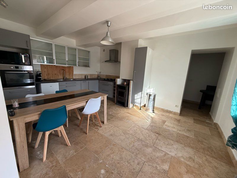 Appartement 2 pièces 60 m² · à Orgon · 60 m² · 800 €/mois