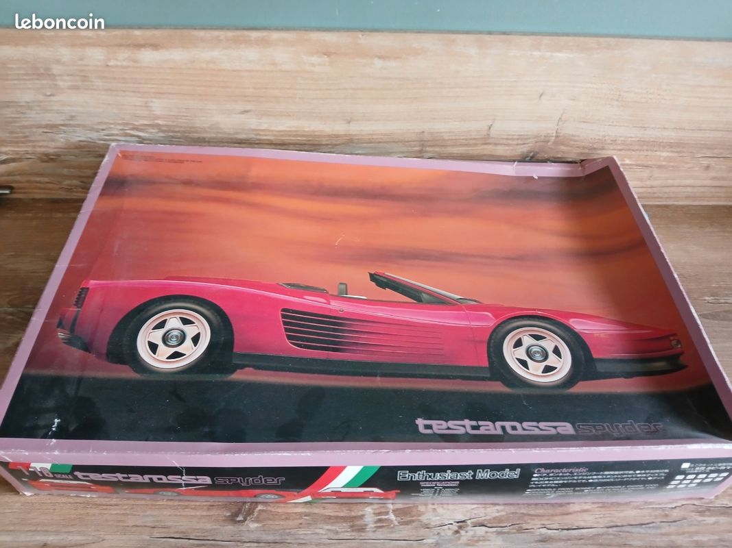 FUJIMI, FERRARI TESTAROSSA Spider 1:16 Bausatz EUR 90,00 - DE