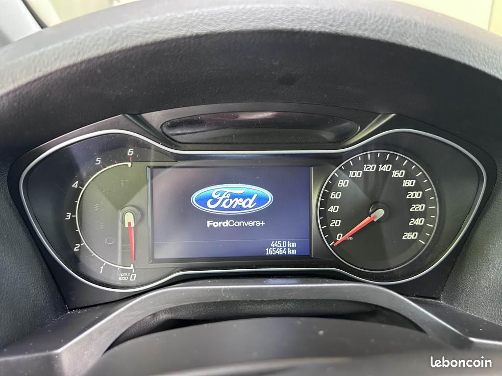 FORD GALAXY 2.0 TDCi 140ch BVA Powershift 7Pl TITANIUM (Kit distrib à jour + vidange de boite) (image 17)