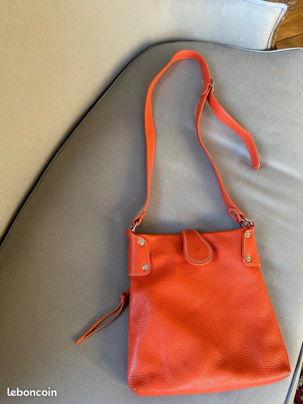 Vends sac à main (image 2)