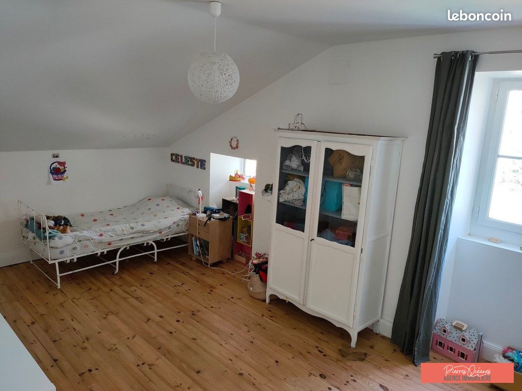 Maison 10 pièces 300 m² - Saint-André-de-Seignanx 40390 (image principale 12)