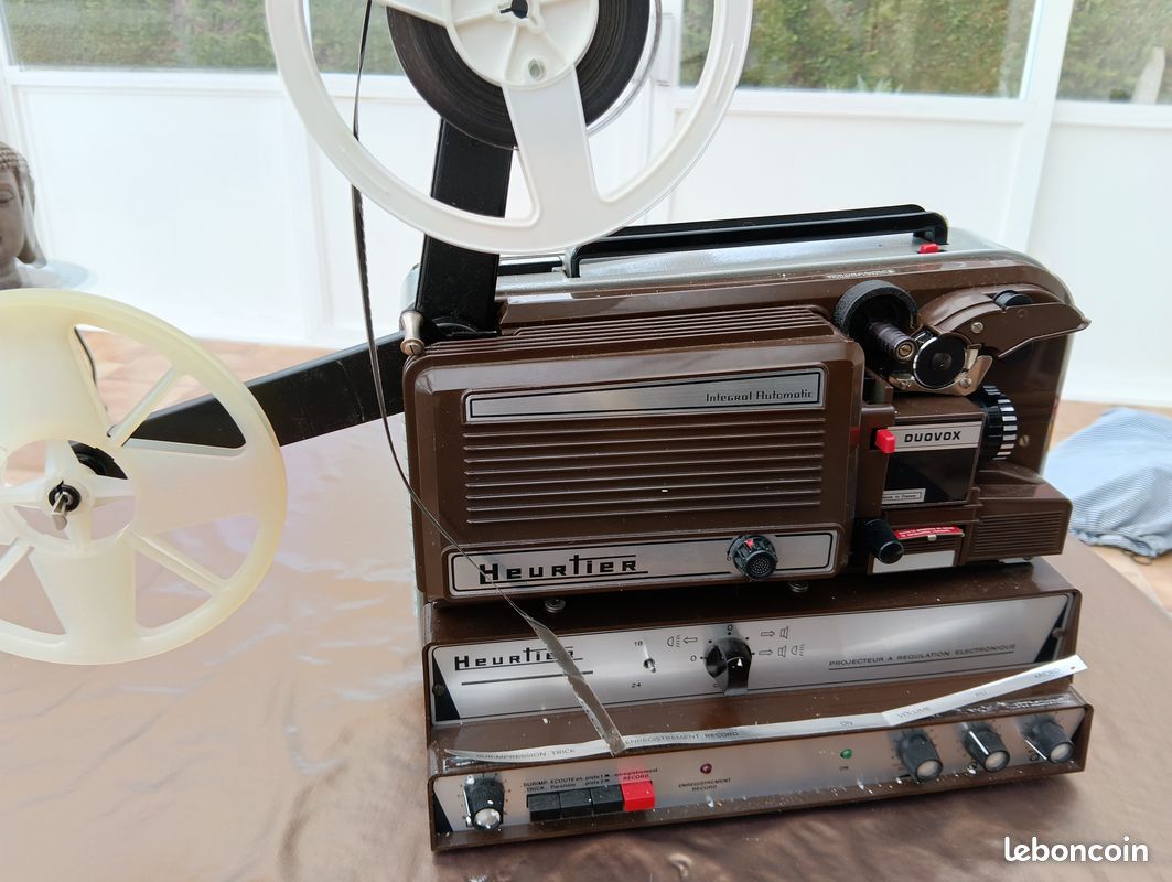 Projecteur Visionneuse Super 8 LAMY 1974 – Vintage, Fonctionnel, Made In France