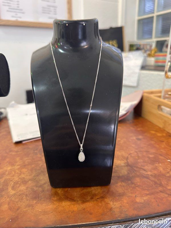 Collier Swarovski (image 1)