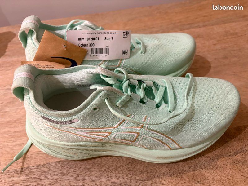 Asics Gel Nimbus 26 Femme/NEUVE Sport Plein air