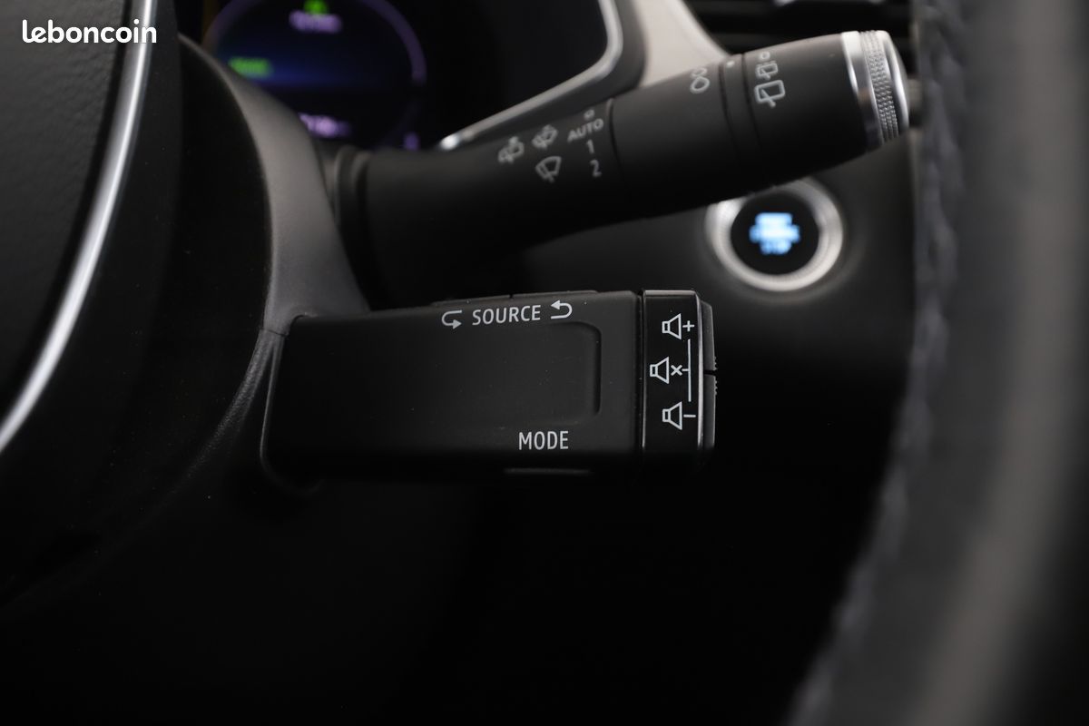 Renault Captur 1.6 E-Tech Plug-in Intens 160 ch (image 20)