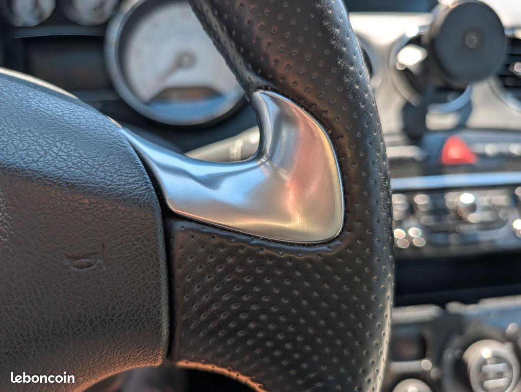 PEUGEOT 308 GENERATION-I CC 2.0 HDI 165CH FELINE EDITION ROLAND GARROS - SIÈGES CHAUFFANT -BLUETOOTH - RADAR Ar (image 29)