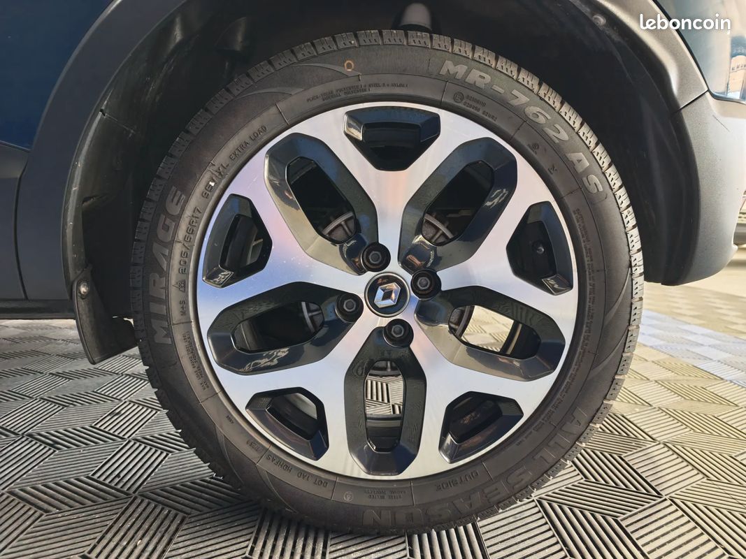 RENAULT Captur 0.9 90ch Intens - 2018 - 93 250 km - Suivi complet Concession - Climatision - Caméra de recule (image 42)