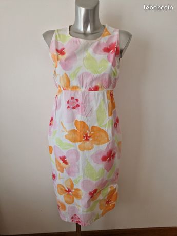 Robe longue cache coeur en coton léger bleu imprimé fleurs rouges et multicolores : mode-femme