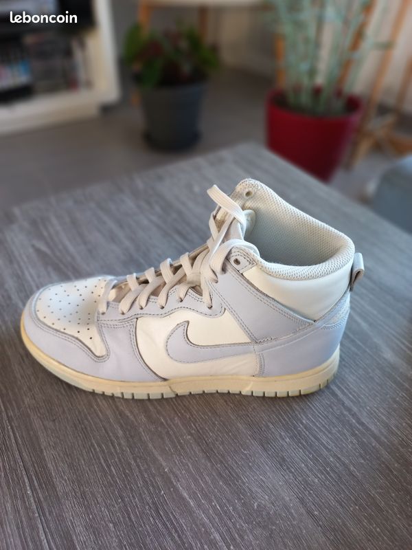 Baskets Nike dunk high football Grey 38 Chaussures