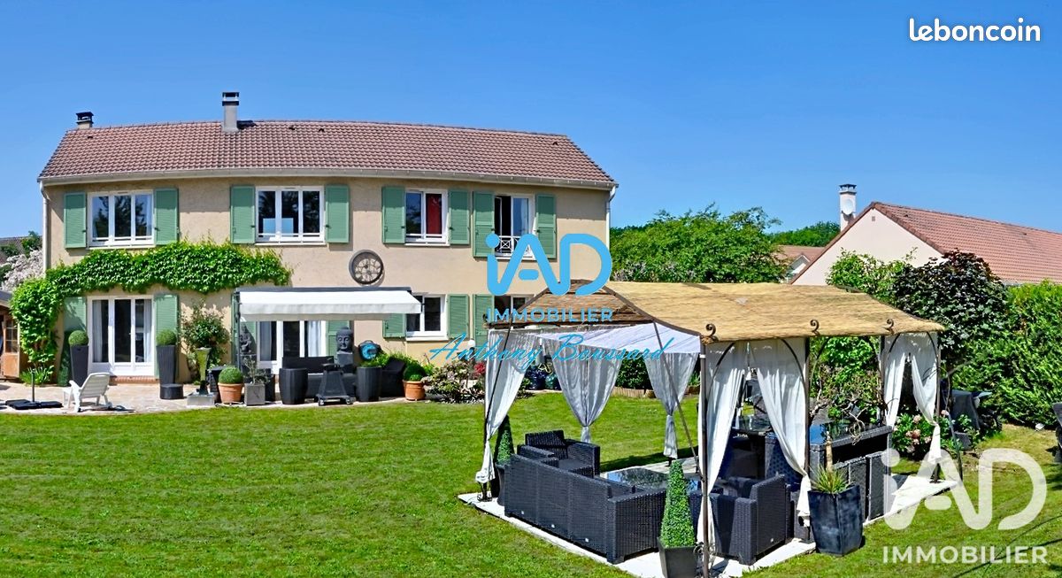 Maison 7 pièces 157 m² · à Ozoir-la-Ferrière · 157 m² · 599 000 €