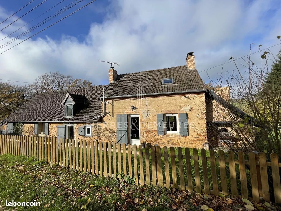 Maison 5 pièces 112 m² · à Culan · 112 m² · 160 000 €