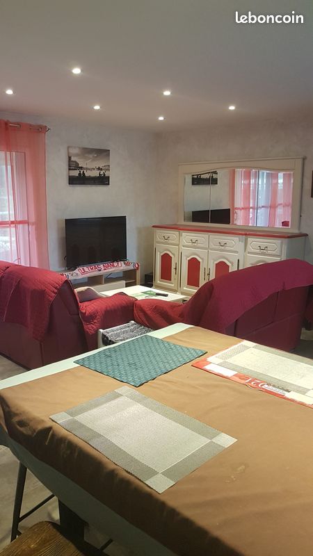 Maison de qualité avec piscine privative (image 9)