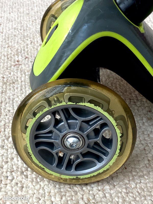 Trotinette Globber 3 roues Primo lights pliable (image 8)