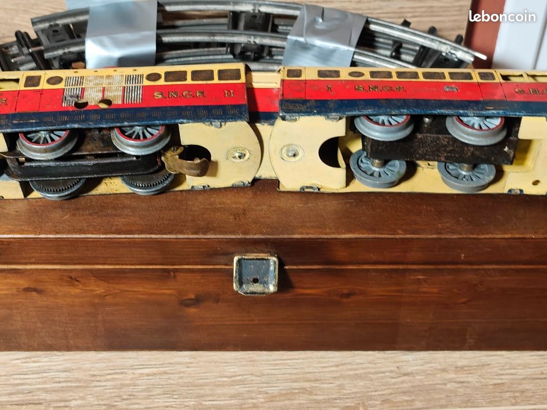 Hornby - Autoral Bugatt - Elément de fxaton remorque