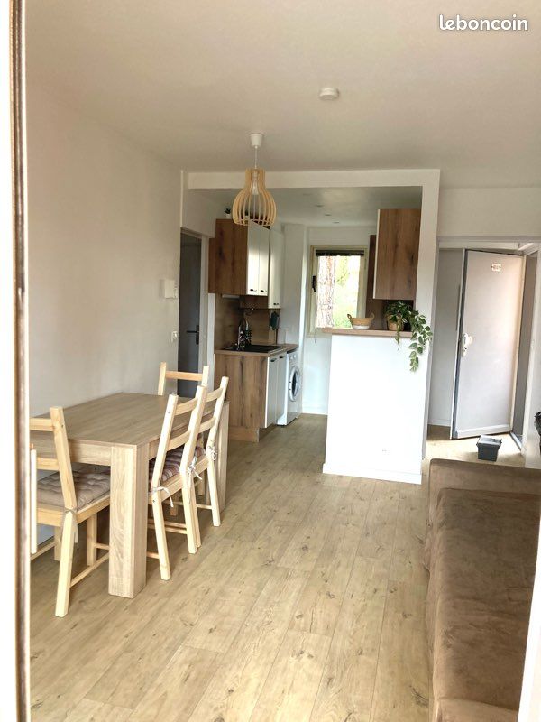 Appartement 3 pièces 41 m² · à Vallauris · 41 m² · 950 €