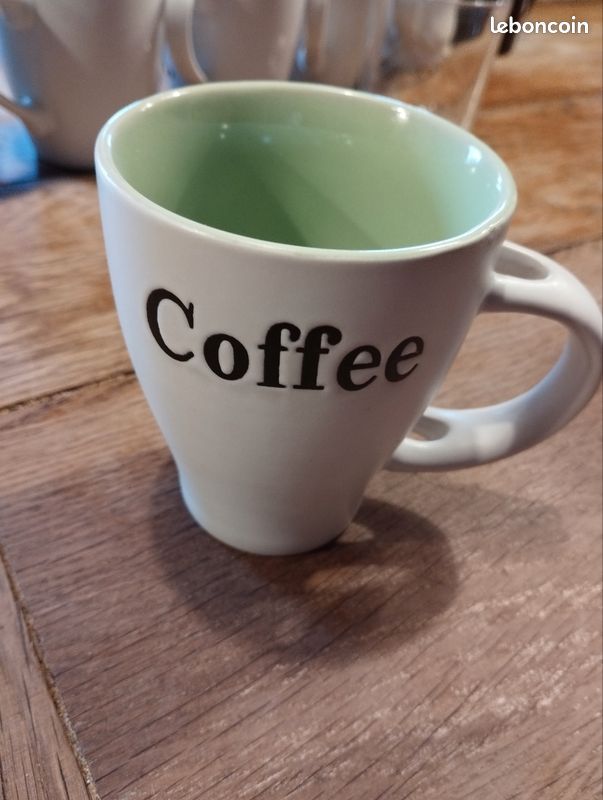 Divers mugs (image 3)