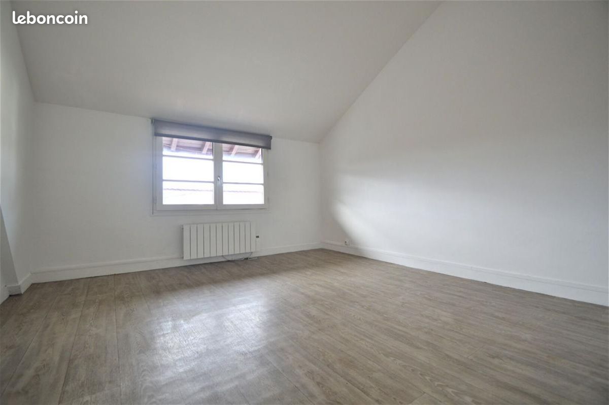 Appartement 2 pièces 39 m² - Gelos 64110 (image 2)