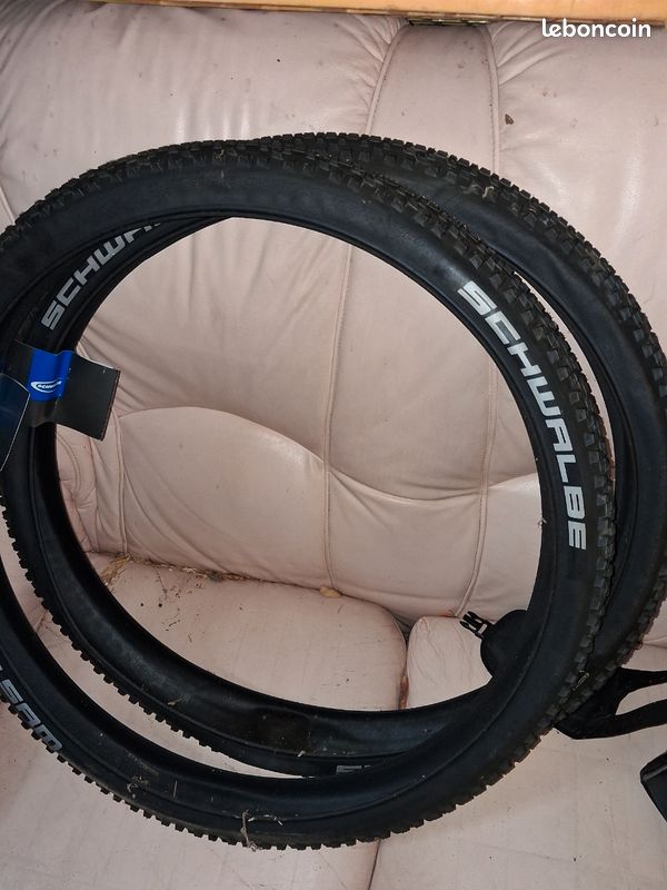 Pneu vtt (image 1)