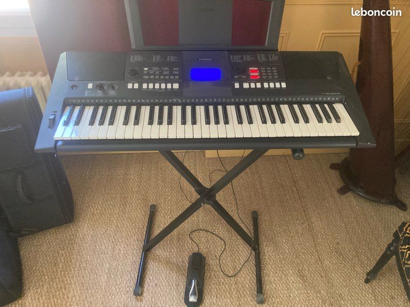 Clavier arrangeur Yamaha PSR E423 (image 1)