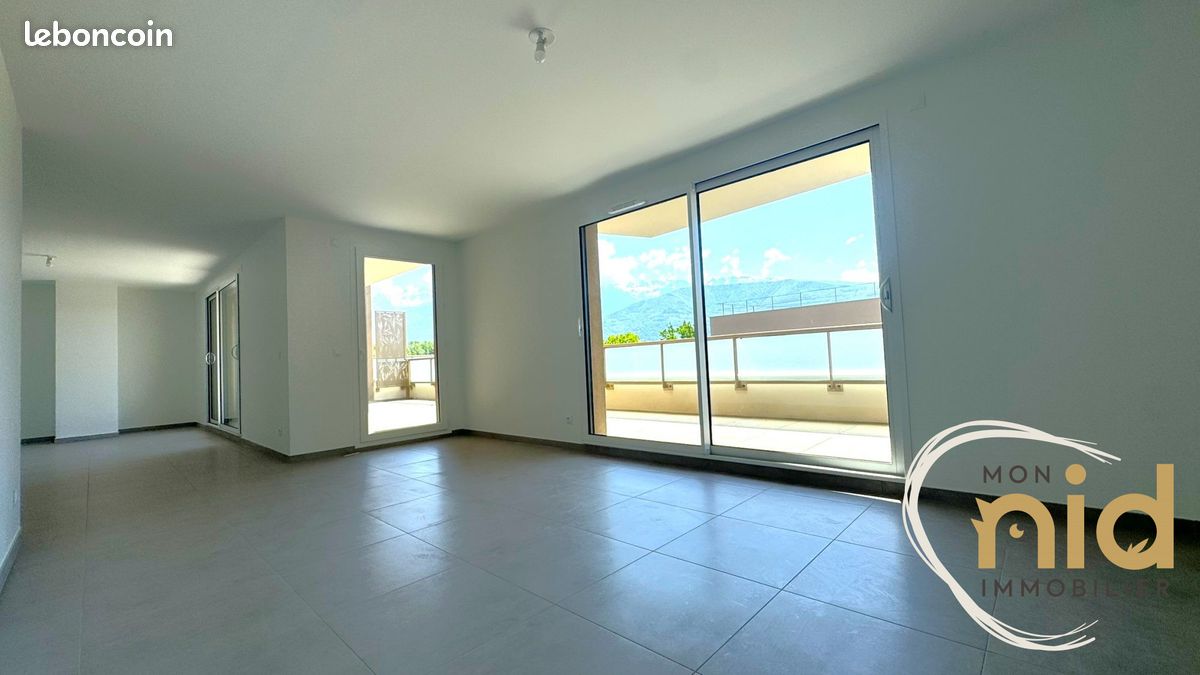 Appartement 5 pièces 124 m² · à Meylan · 124 m² · 589 000 €
