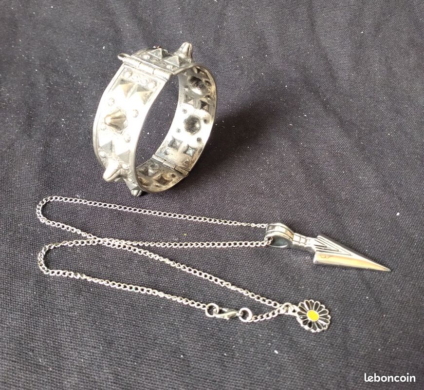 Bracelet et pendentif (image 1)