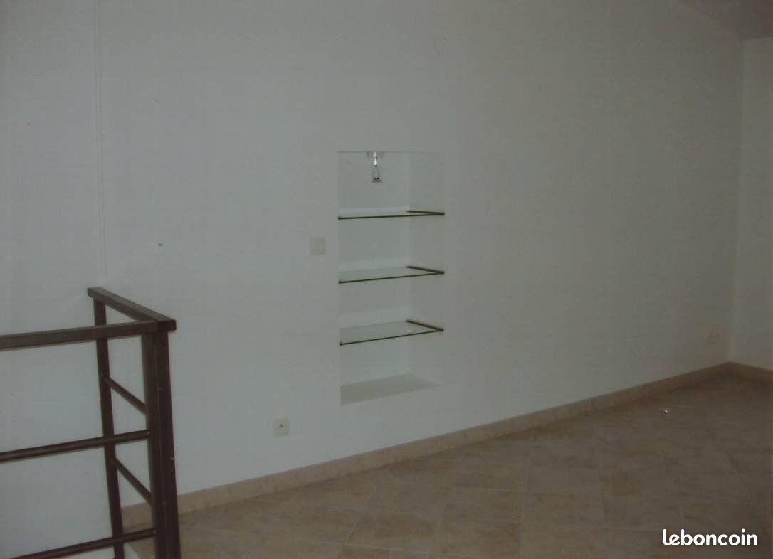 Appartement 1 pièce 42 m² · à Tassin-la-Demi-Lune · 42 m² · 620 €/mois