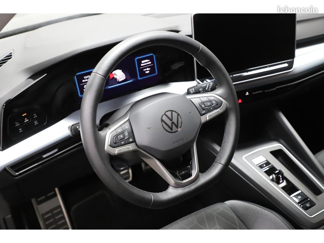 VOLKSWAGEN GOLF VIII 2.0 TDI 150 Life Goal - DSG 7 (image 12)