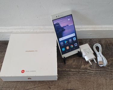 Huawei P9 LEICA EVA-L09 32Go Double SIM Gris Titan Ecran cassé