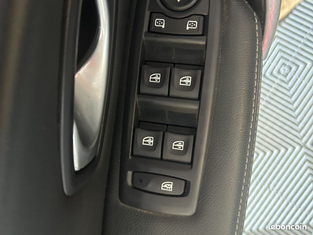 RENAULT LAGUNA 1.5 dCi 110 FAP eco2 Expression Champion (image 36)