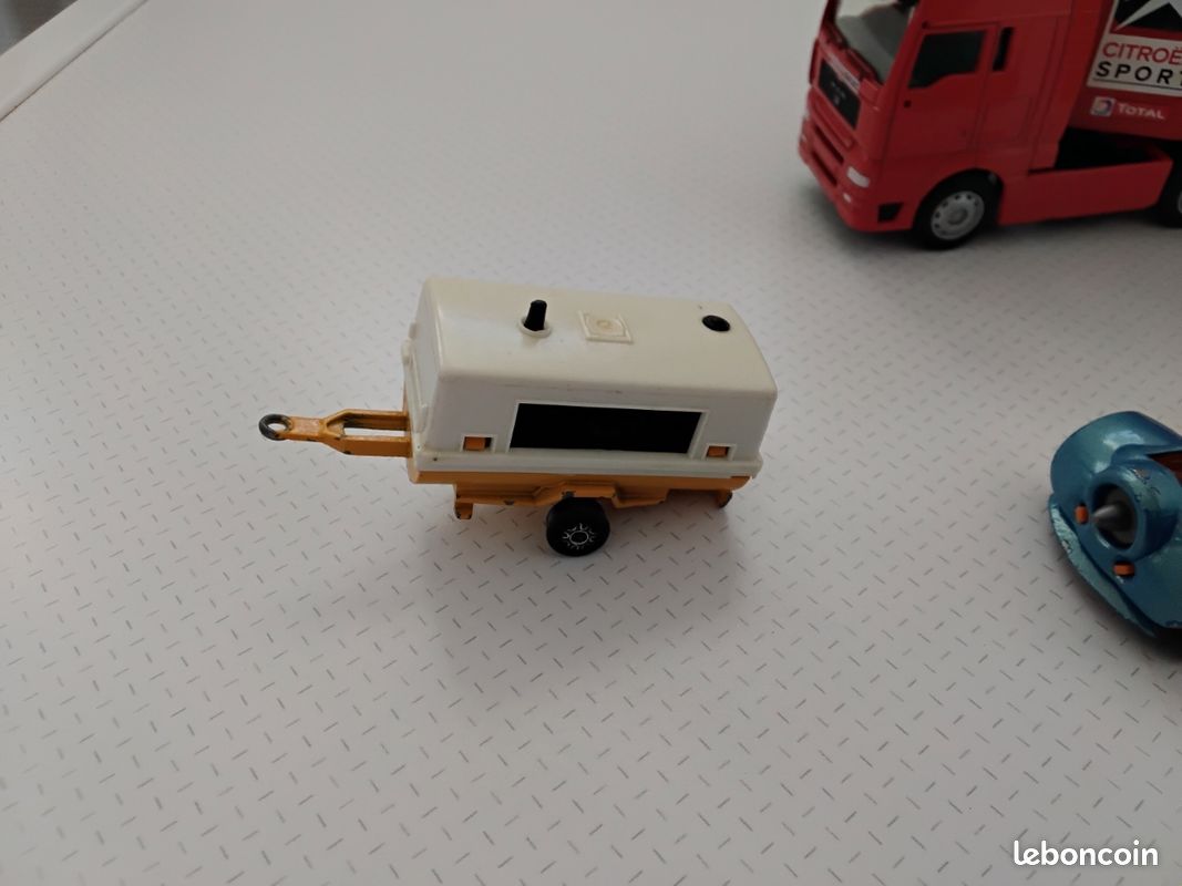 Majorette lot de vehicules caravane camion vintage - Collection