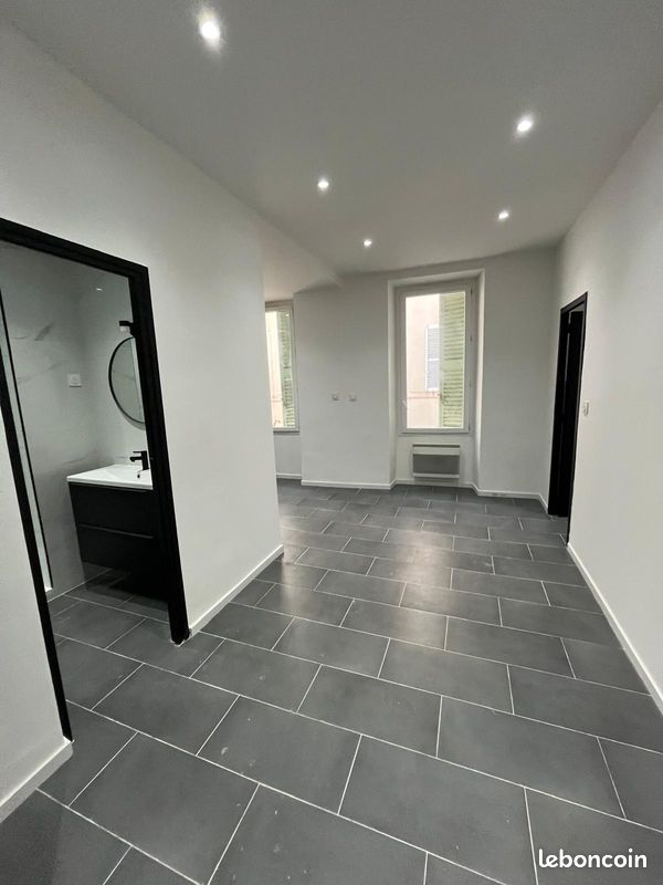 Appartement 3 pièces 47 m² · à Marseille · 47 m² · 950 €/mois
