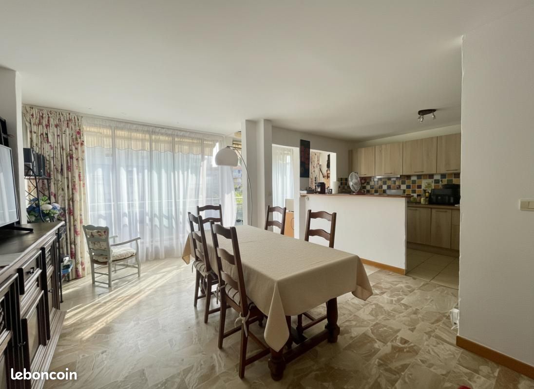 Appartement 4 pièces 95 m² · à Hyères · 95 m² · 344 000 €