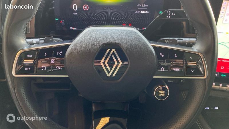Renault Austral 1.3 TCe mild hybrid 160ch Iconic auto (image 25)