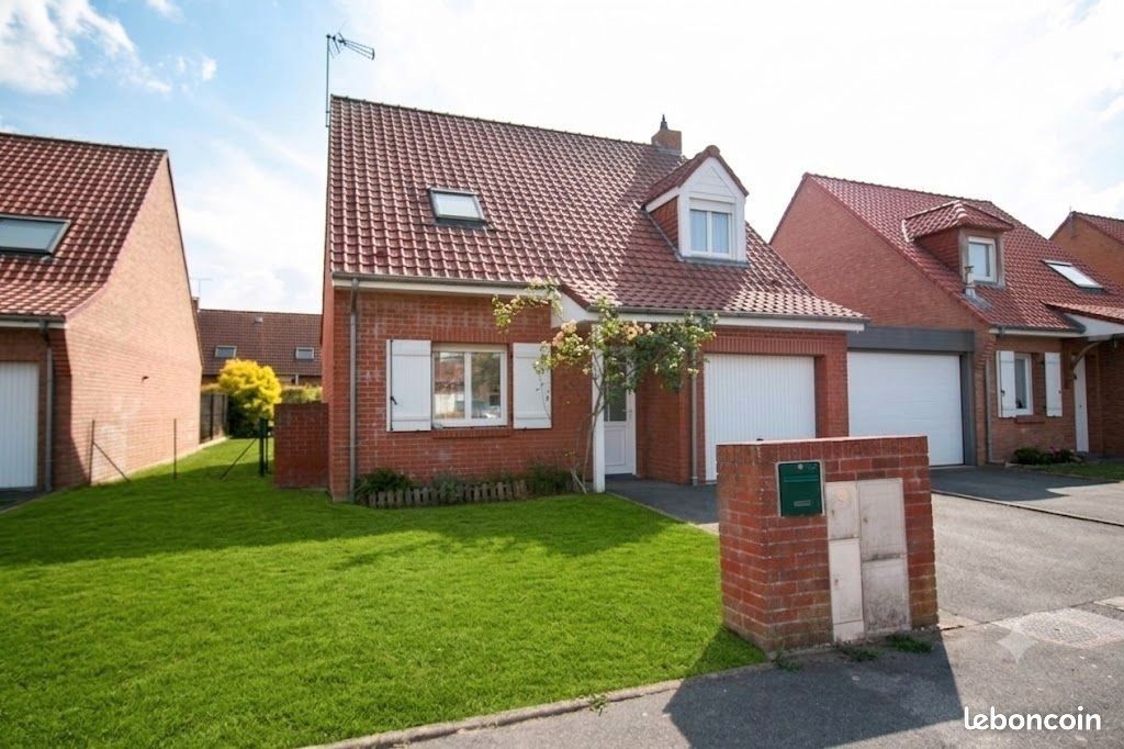 Maison 4 pièces 81 m² · à Coutiches · 81 m² · 299 000 €