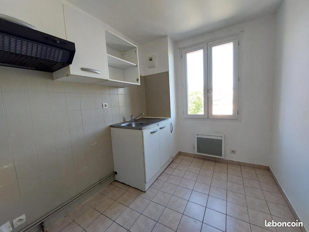 Appartement 3 pièces 63 m² · à Elbeuf · 63 m² · 592 €/mois