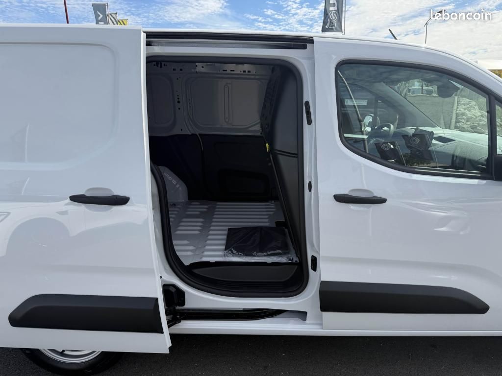 CITROEN BERLINGO III 1.5 BlueHDi S&S - 100 Fourgon M 650 kg (image 11)
