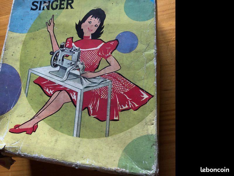 Machine à coudre vintage pour enfants (image 1)
