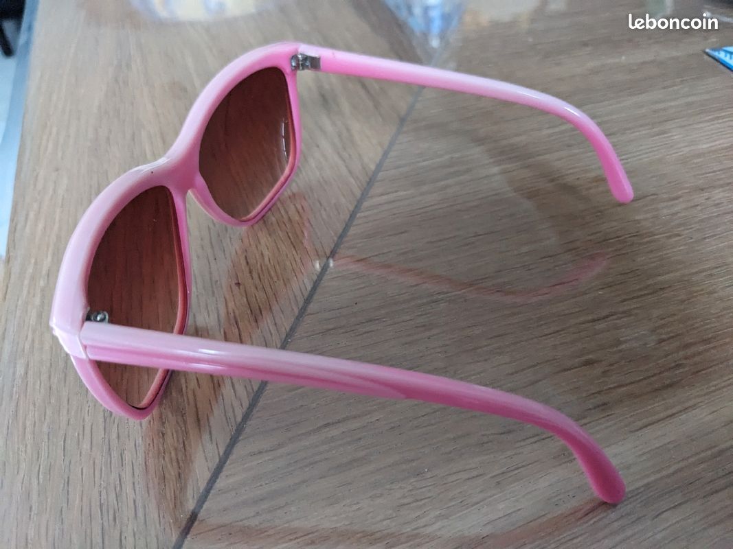 Lunettes soleil rose vintage (image 2)