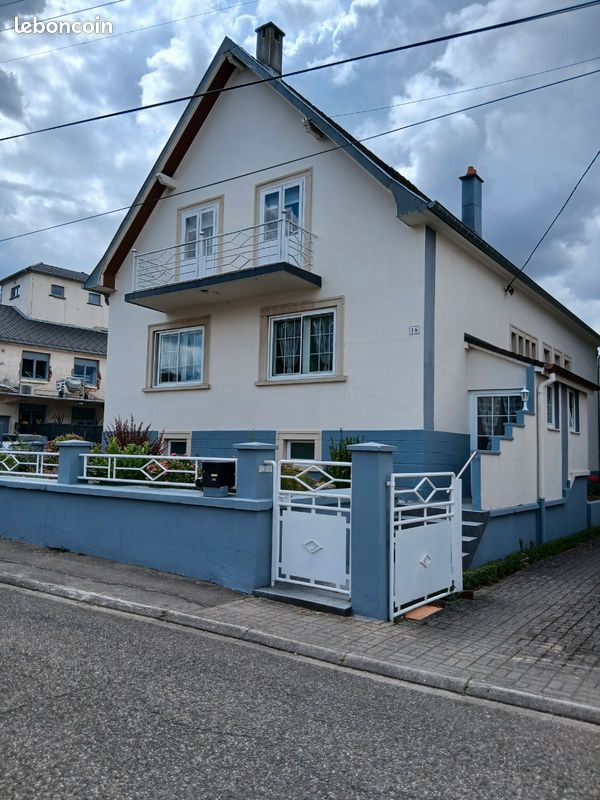 Maison 8 pièces 200 m² · à Petit-Réderching · 200 m² · 180 000 €
