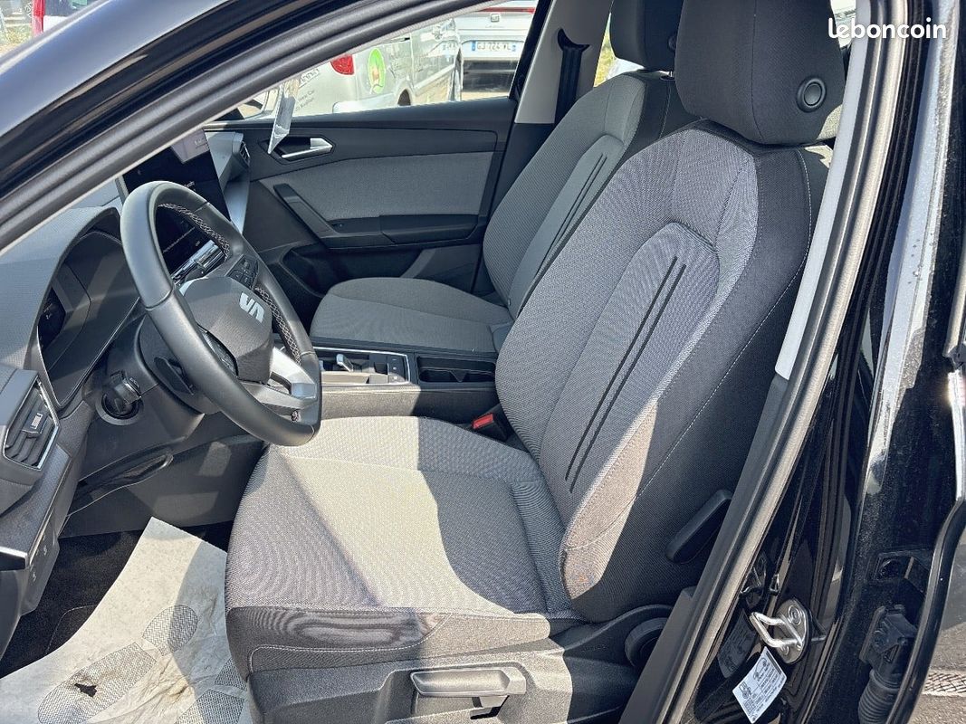 SEAT Leon 1.5 eTSI Hybrid 115 DSG7 Copa (image 16)