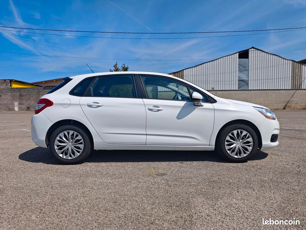 Citroën C4 1.4L VTi 95CH Attraction - Régulateur - Climatisation - Garantie 🛡️ (image 3)