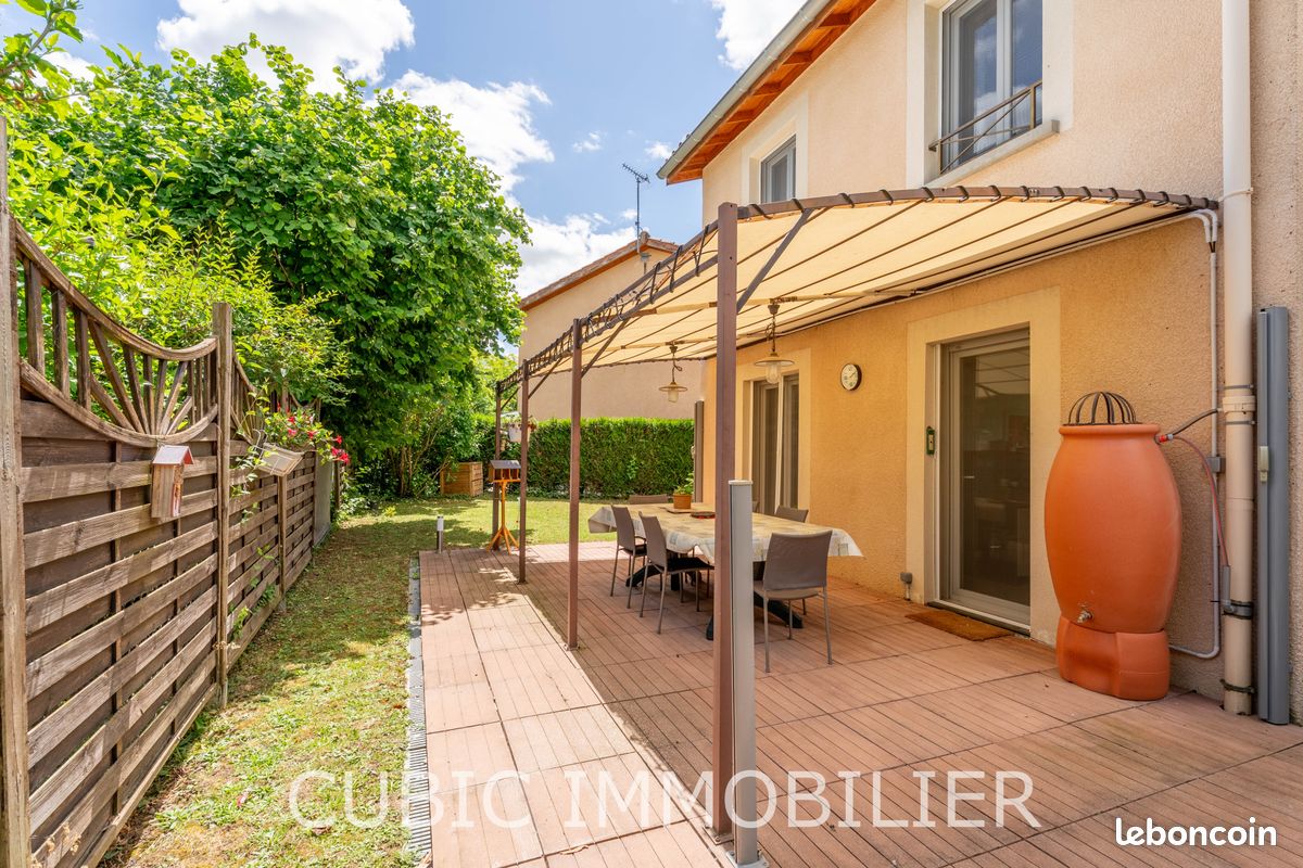 Maison 4 pièces 91 m² · à Arnas · 91 m² · 350 000 €