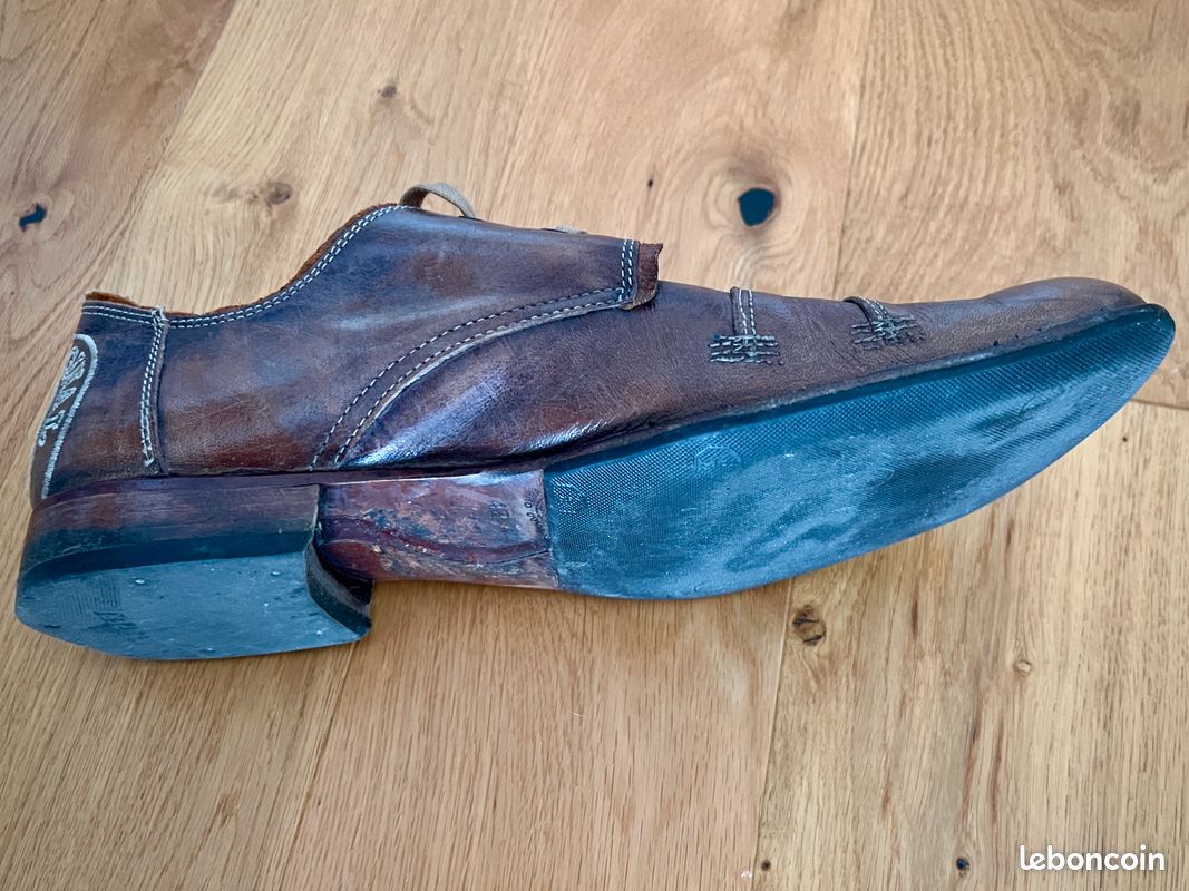 Chaussures homme italiennes en cuir 