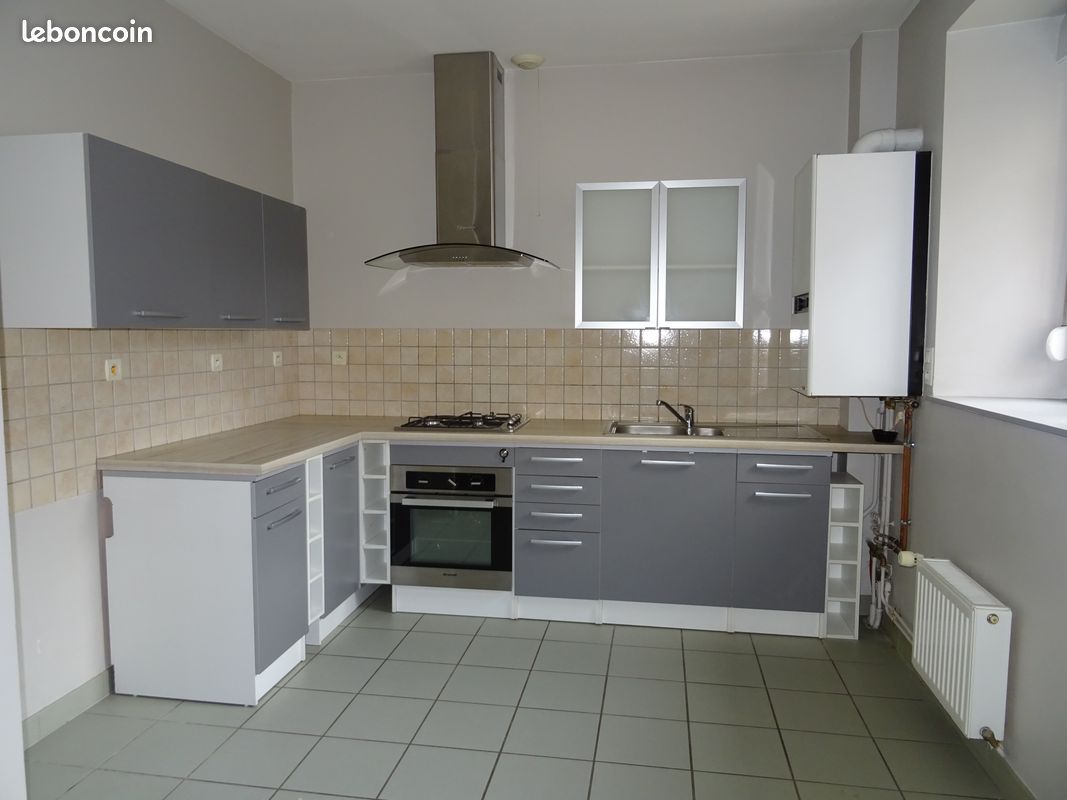Appartement 3 pièces 64 m² · à Ay-Champagne · 64 m² · 640 €/mois