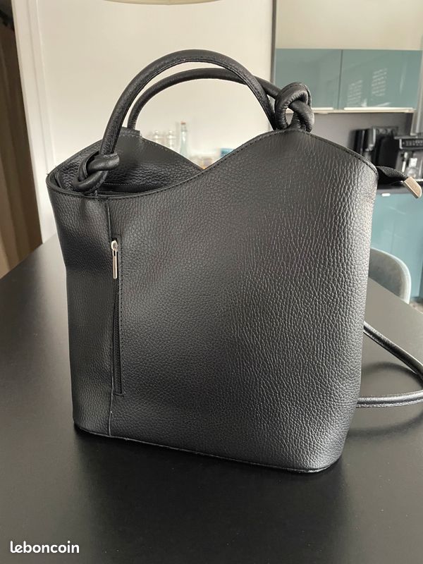 Sac à Bandoulière En Cuir Modamoda – Noir, Sport Chic, 30x11x25 Cm, Compartiments Multiples, Réglable