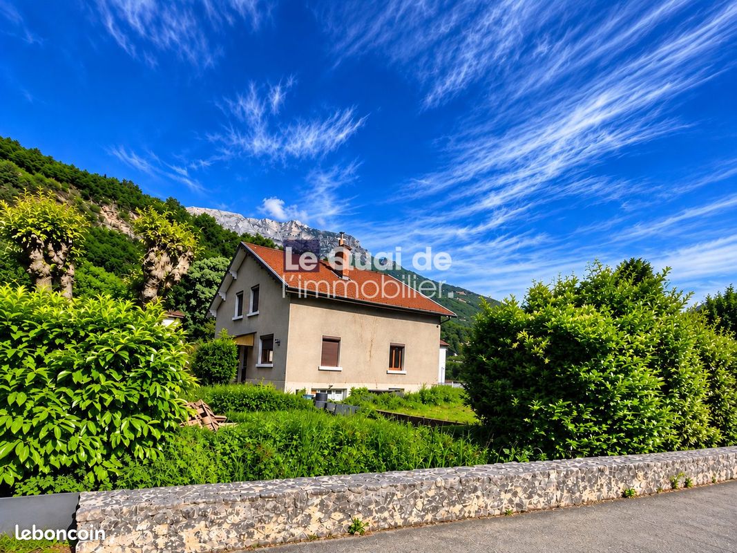 Maison 6 pièces 144 m² · à Claix · 144 m² · 480 000 €