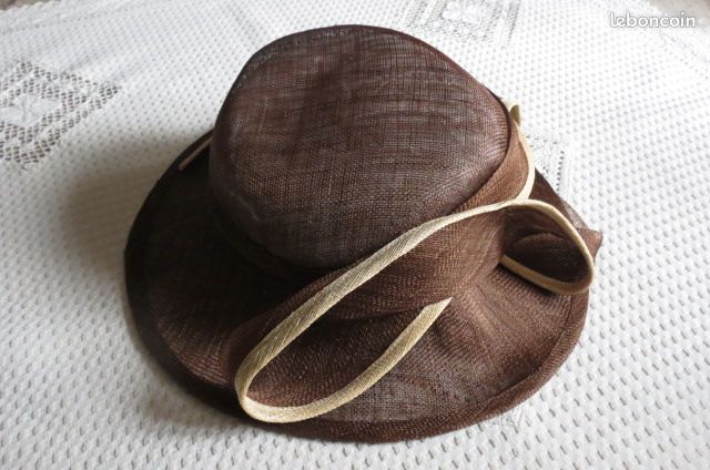 Ensemble de cérémonie avec chapeau assorti (image 5)