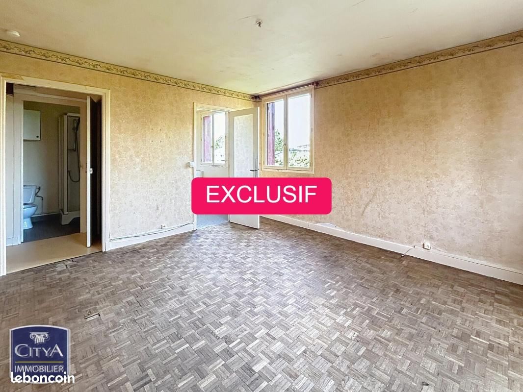 Appartement 1 pièce 27 m² · à Charleville-Mézières · 27 m² · 23 000 €