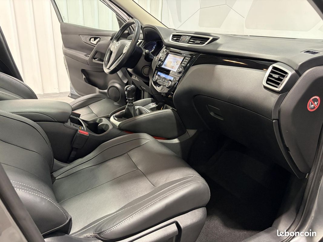 NISSAN QASHQAI 1.6 DIG-T 163 Tekna (image 13)