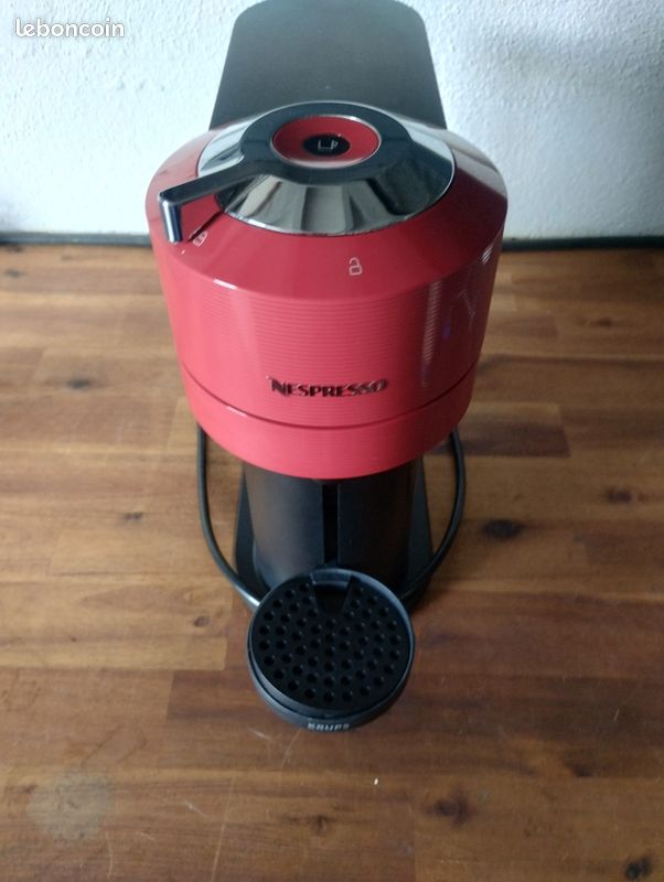 Machine Nespresso Vertuo KRUPS XN910 Électroménager